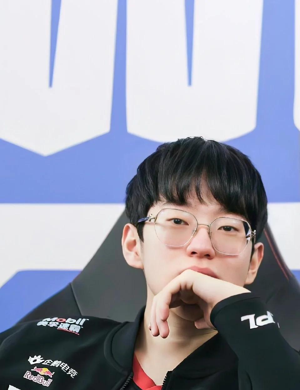 Scout连续十五场比赛得分超过最后时刻胜出，C9不断突破！